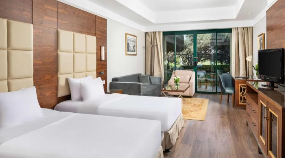 Twin Executive Superior at Hilton Pyramids Golf