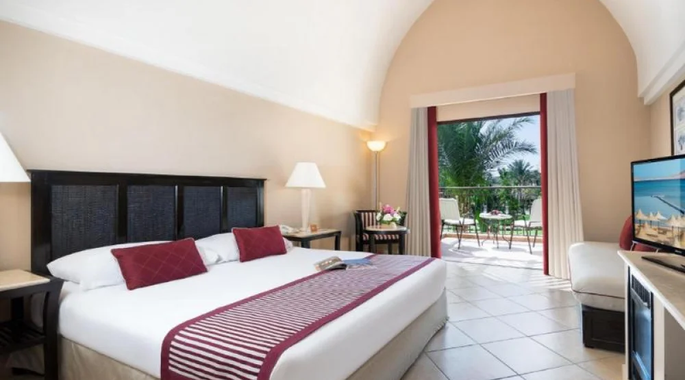 Superior Deluxe Double Or Twin Room at Jaz Belvedere