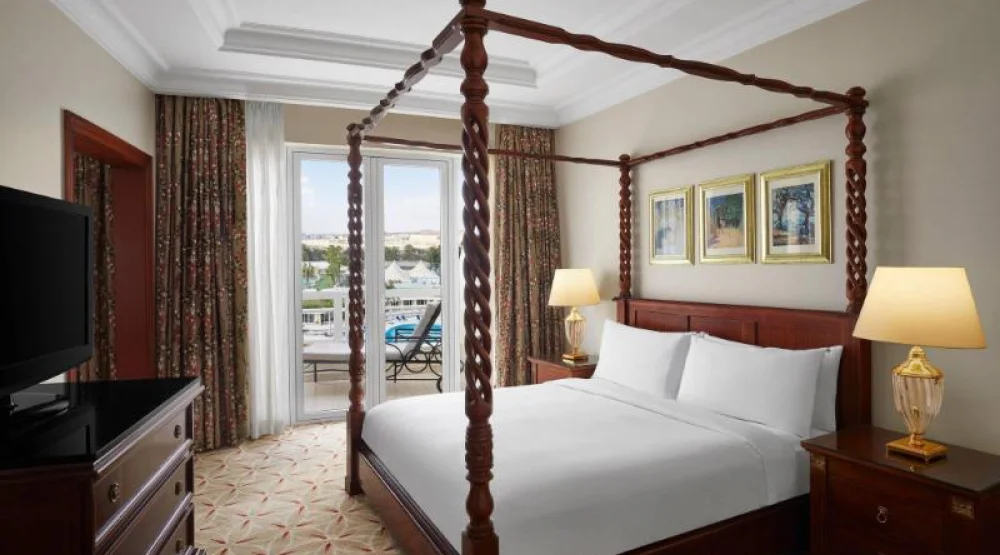 Premier Junior Suite, Executive Lounge Access, Suite, One King, Golf View at JW Marriott Hotel Cairo