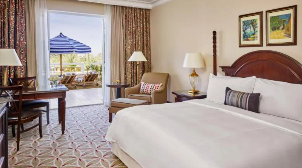 Deluxe Garden King, Deluxe Guest Room, One King, Private Garden View, Garden Access at JW Marriott Hotel Cairo