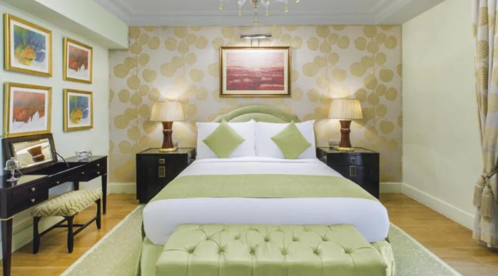 Madina Deluxe Suite at Kempinski Nile Hotel Cairo