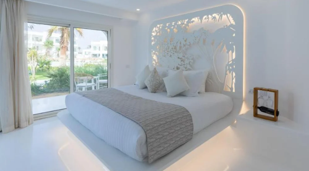 Livin' It Up Jacuzzi Suite at Meraki Resort Sharm El Sheikh