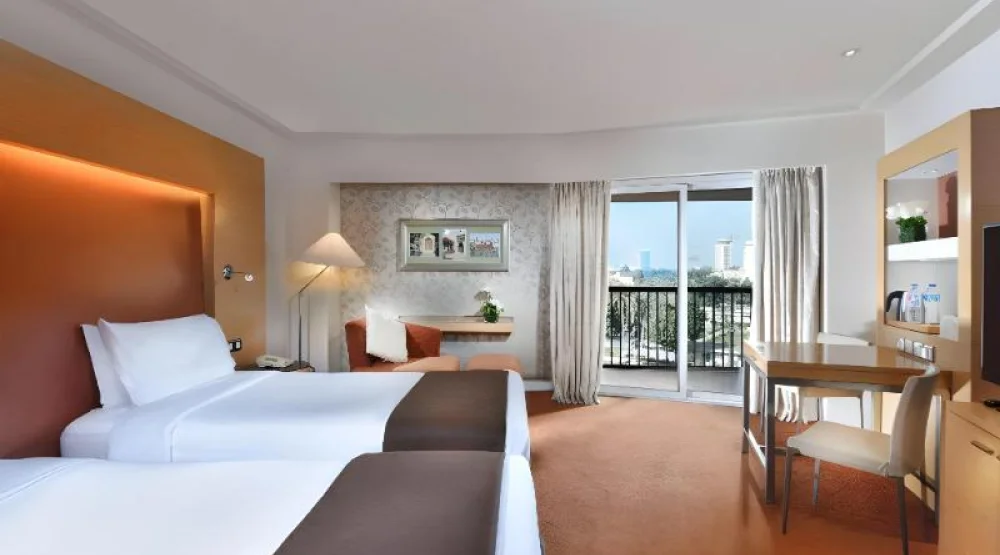 Premium Room Twin Bed with Partial Nile View at Sofitel Cairo El Gezirah