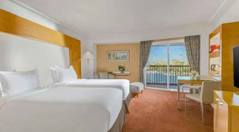 Luxury Room with Club Millesime Access , Full Nile View and King Bed at Sofitel Cairo El Gezirah