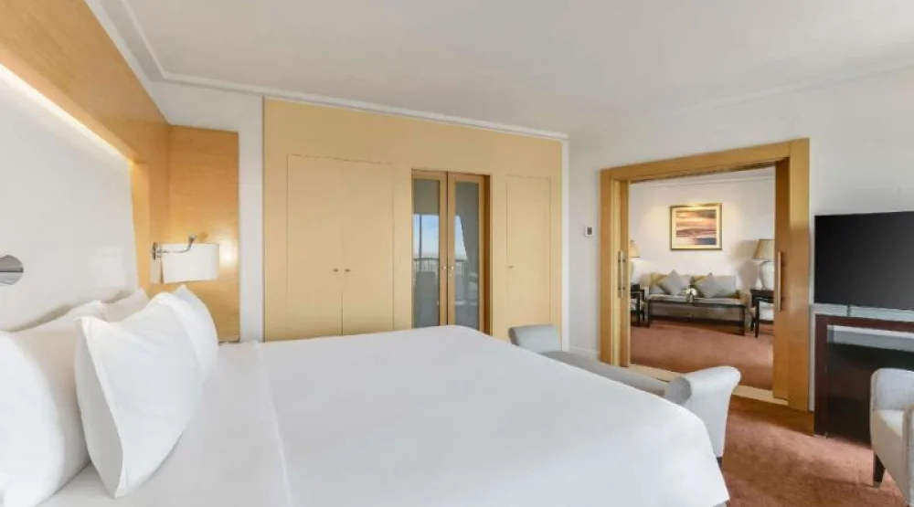 Junior Suite, One King Size Bed, Partial Nile View at Sofitel Cairo El Gezirah