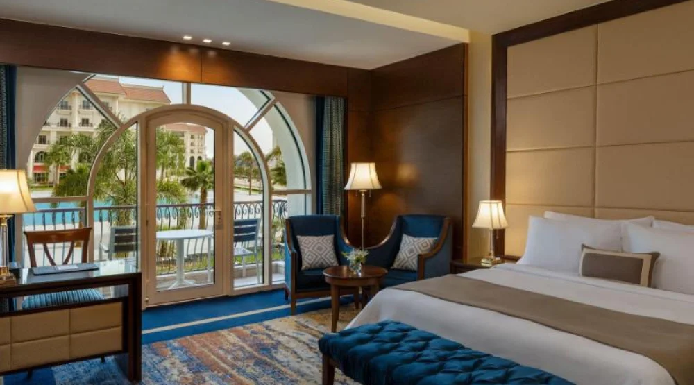 Deluxe Room, Deluxe Guest Room, One King, Pool View, Balcony at The St. Regis New Capital Cairo