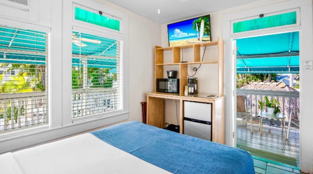 Queen Island Room at Eden House Key West