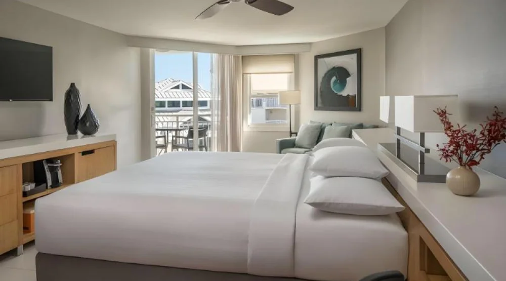 Two Queens Partial Ocean View at Hyatt Centric Key West Resort & Spa
