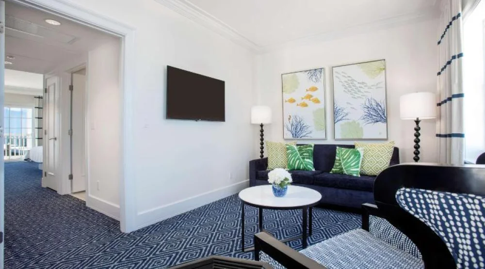 Queen Suite with Partial Ocean View and Balcony at Oceans Edge Key West Hotel & Marina