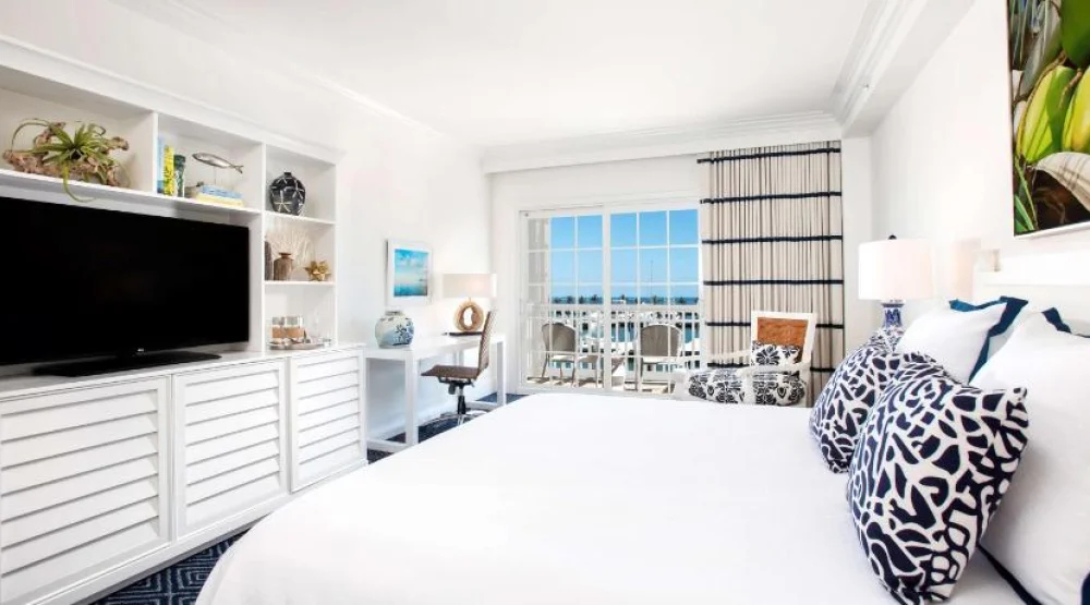 King Room with Ocean View and Balcony at Oceans Edge Key West Hotel & Marina