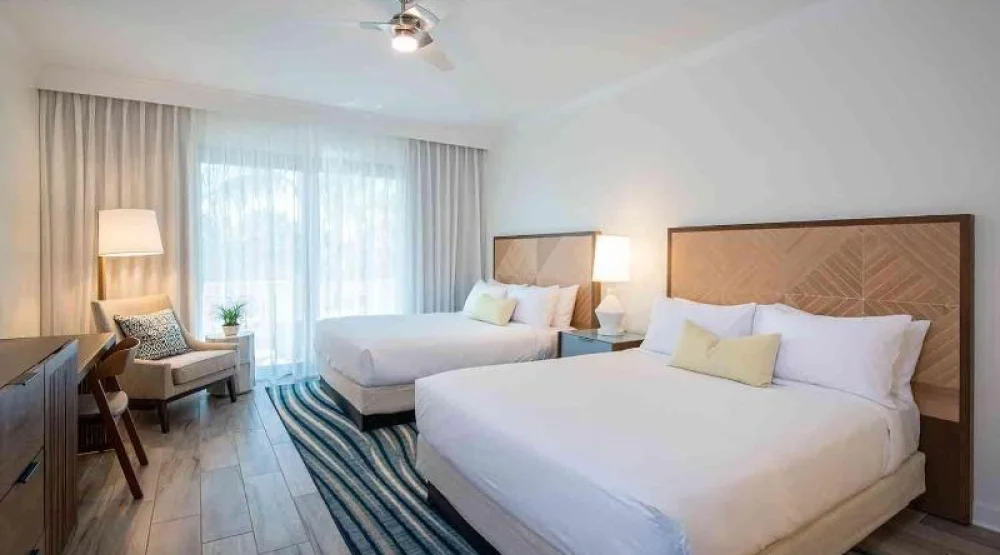 Hawks Cay Guestroom - Two Queens at Hawks Cay Resort
