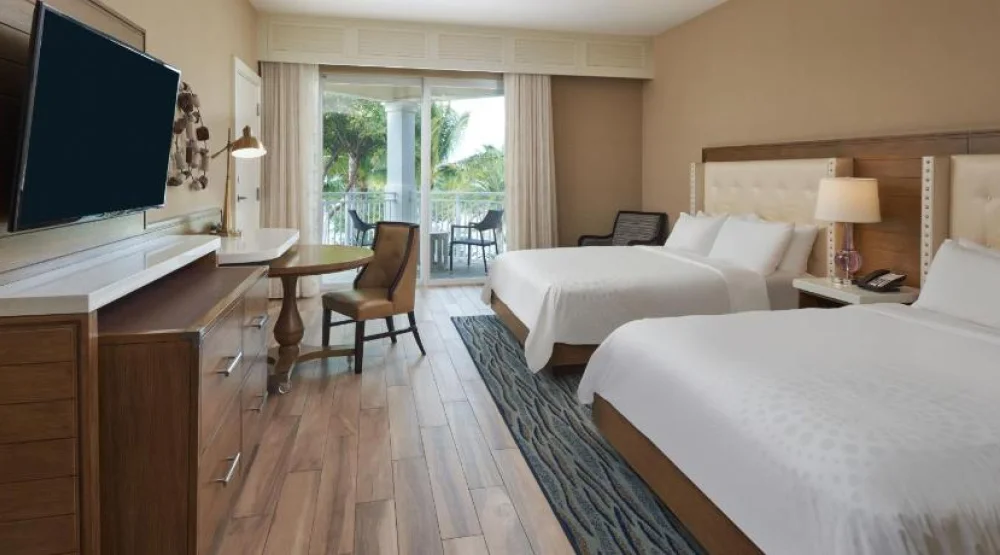 Partial Bay View, Guest Room, Two Queen, Bay View, Balcony at Playa Largo Resort & Spa Autograph Collection