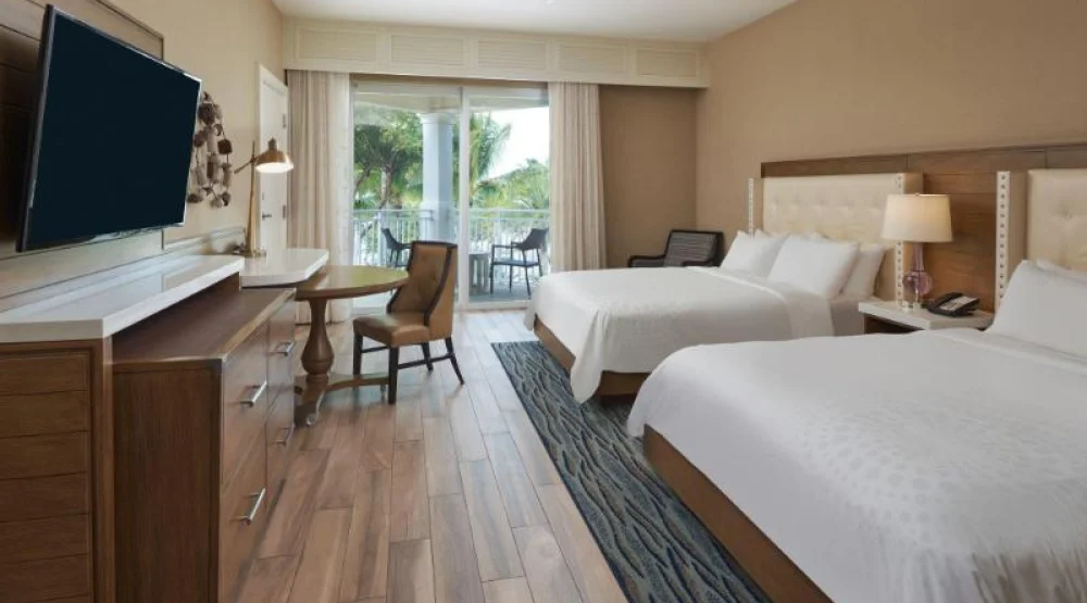 Bayview Balcony/patio, Guest Room, Two Queen at Playa Largo Resort & Spa Autograph Collection