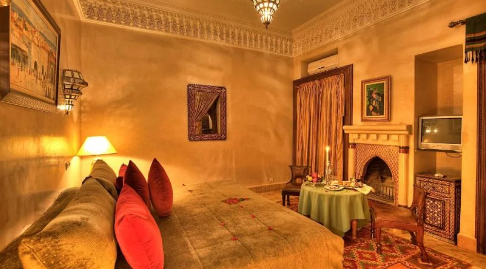 Deluxe Double Room at Riad Kniza