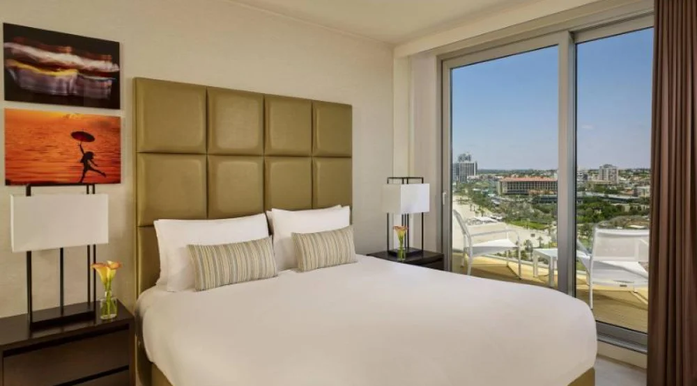 Executive Suite, One Bedroom Executive Suite, One Queen, Partial Sea View, Balcony at The Ritz-Carlton Herzliya