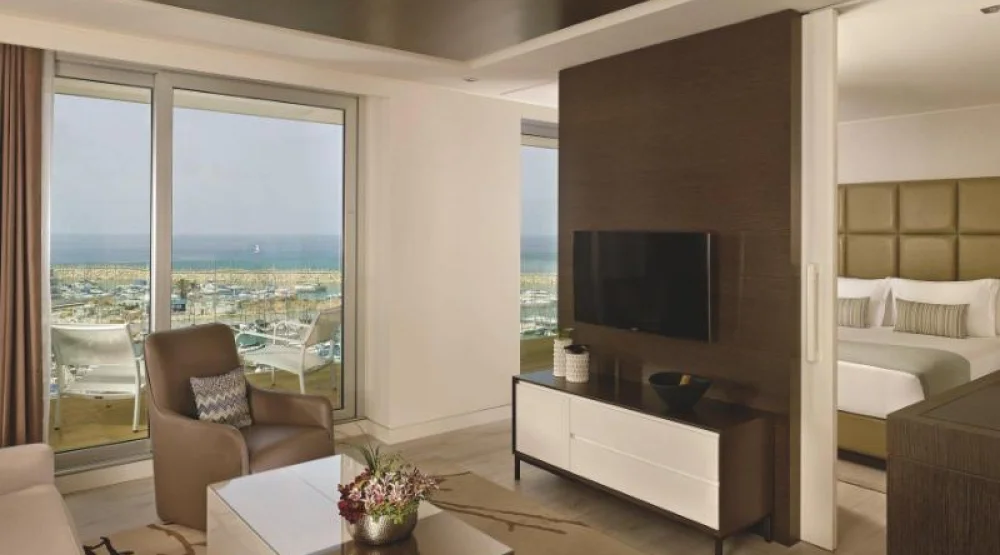 Executive Suite, One Bedroom Executive Suite, Queen, Partial Sea View, Balcony at The Ritz-Carlton Herzliya