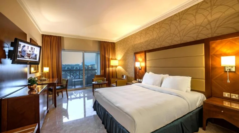 One King Bed Standard at Crowne Plaza Jordan Dead Sea Resort