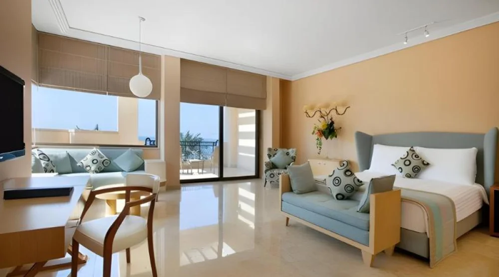 Junior Suite at Kempinski Hotel Ishtar Dead Sea