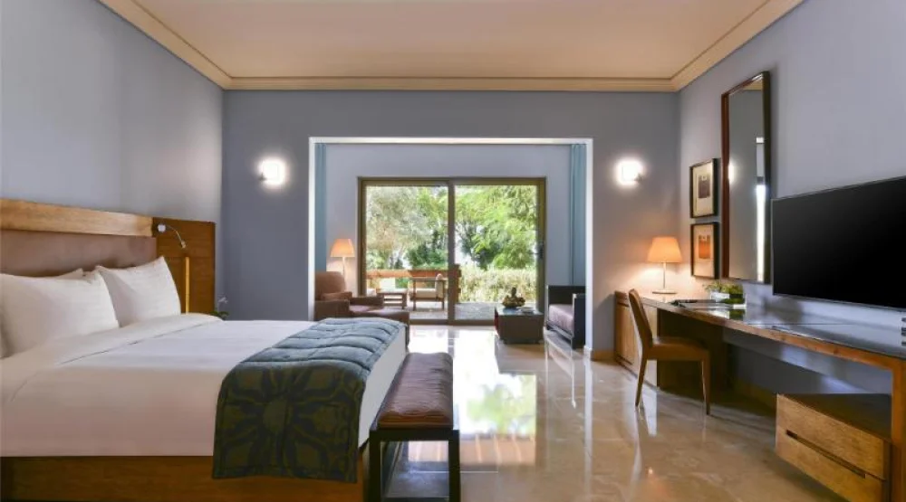 Ishtar Deluxe King at Kempinski Hotel Ishtar Dead Sea