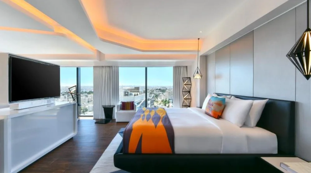 W, Suite, One King, Corner Room at W Amman