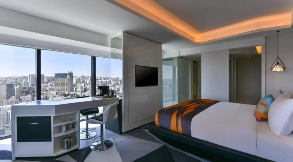 Premier Deluxe, Larger Guest Room, One King, Corner Room at W Amman