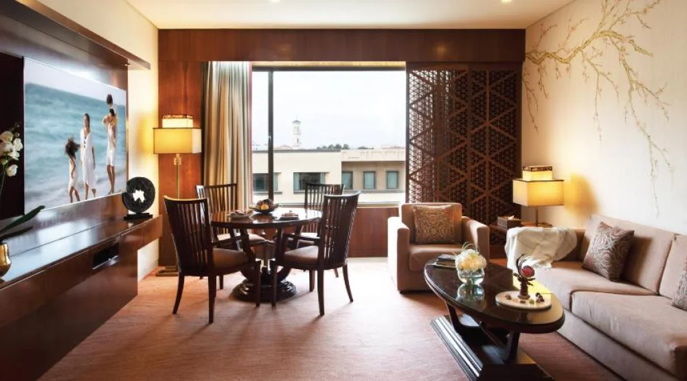 Club Deluxe Suite at Jumeirah Messilah Beach