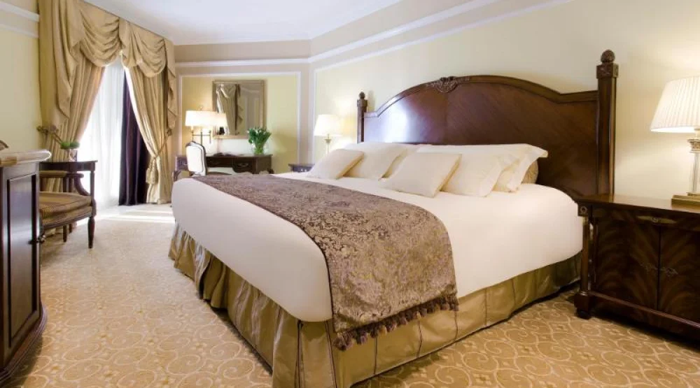 Superior Room at The Regency Kuwait