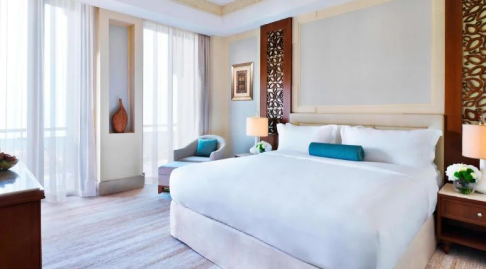 Executive, Suite, One King, Mountain View, High Floor, Balcony at Al Bustan Palace a Ritz-Carlton Hotel