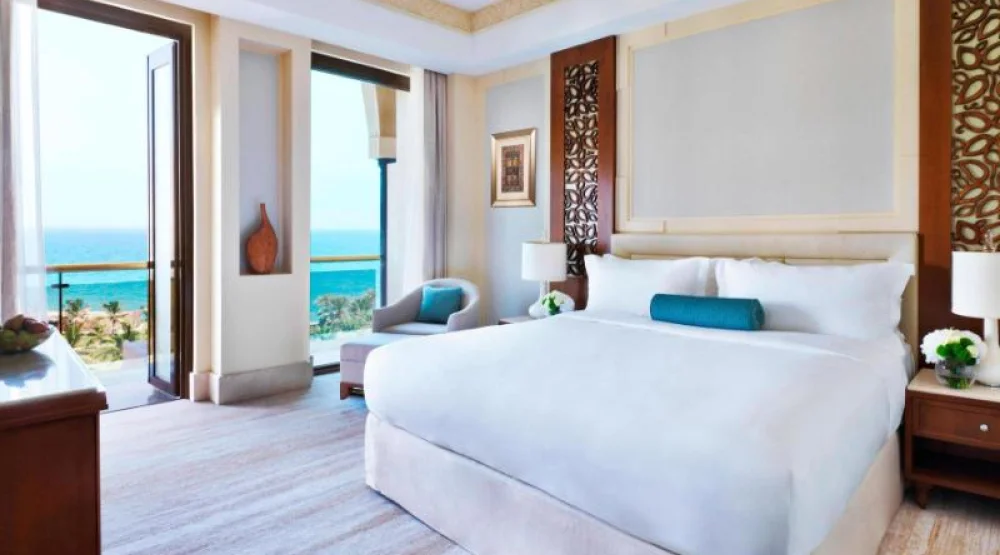 Executive, Suite, One King, Sea View, High Floor, Balcony at Al Bustan Palace a Ritz-Carlton Hotel