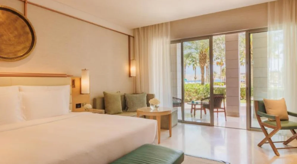 Garden Deluxe Room at Jumeirah Muscat Bay