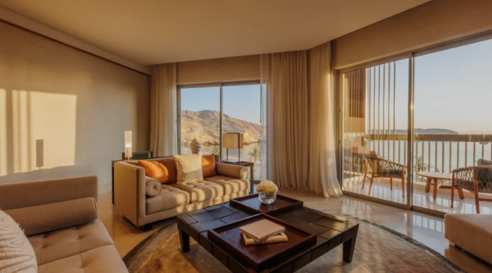 One Bedroom Panoramic Suite at Jumeirah Muscat Bay