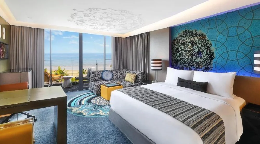 Cozy Guest Room King at W Muscat