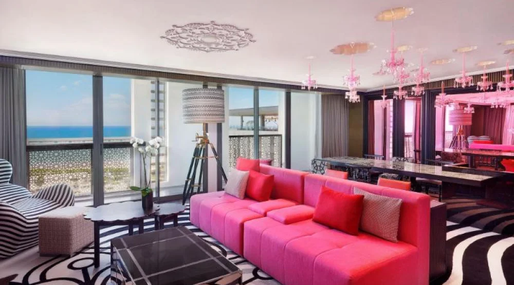 Extreme Wow Suite, One Bedroom Presidential Suite, One King, Sea View, Balcony at W Muscat