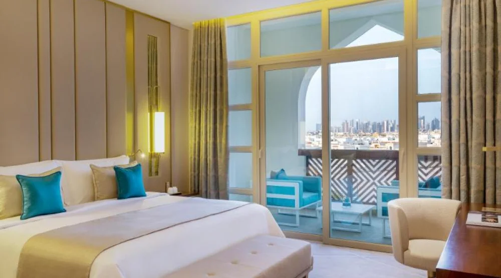 Deluxe Guest Room, One King, Pool View, Balcony at Al Messila a Luxury Collection Resort & Spa