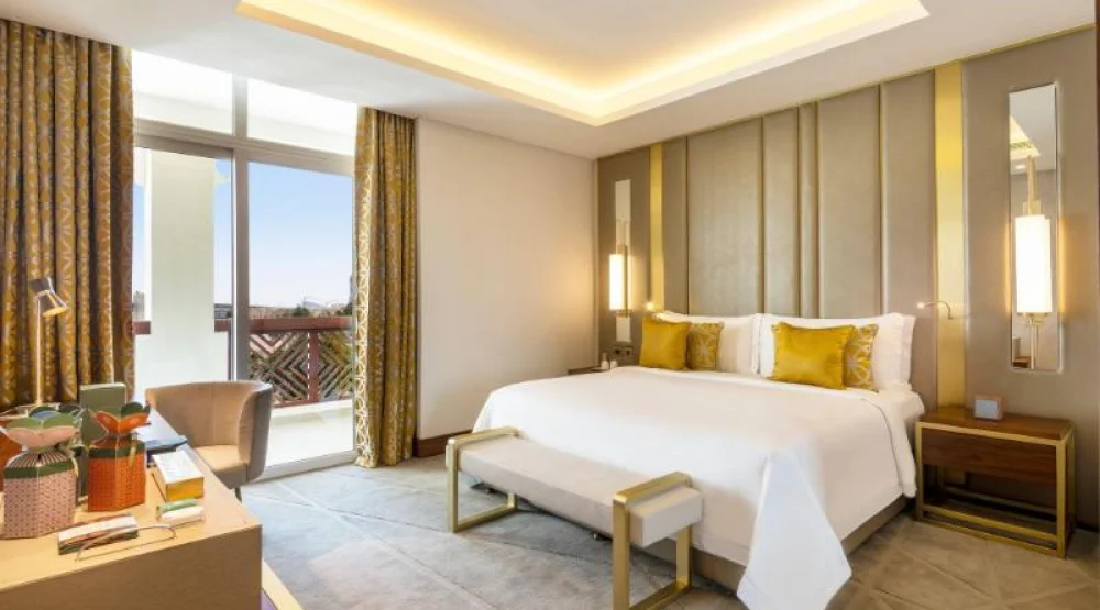 Deluxe Suite, One Bedroom Suite, One King, Balcony at Al Messila a Luxury Collection Resort & Spa