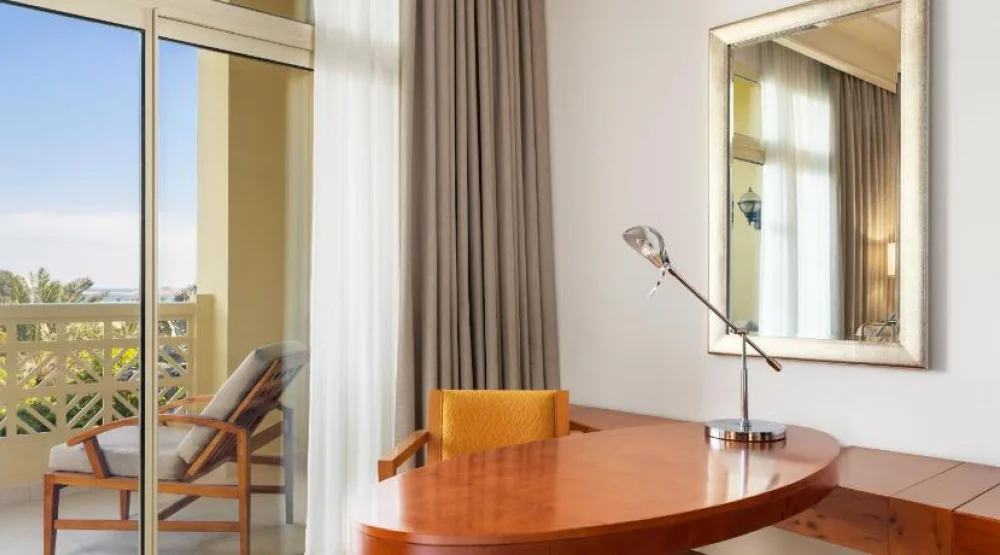 King Room at Grand Hyatt Doha Hotel & Villas