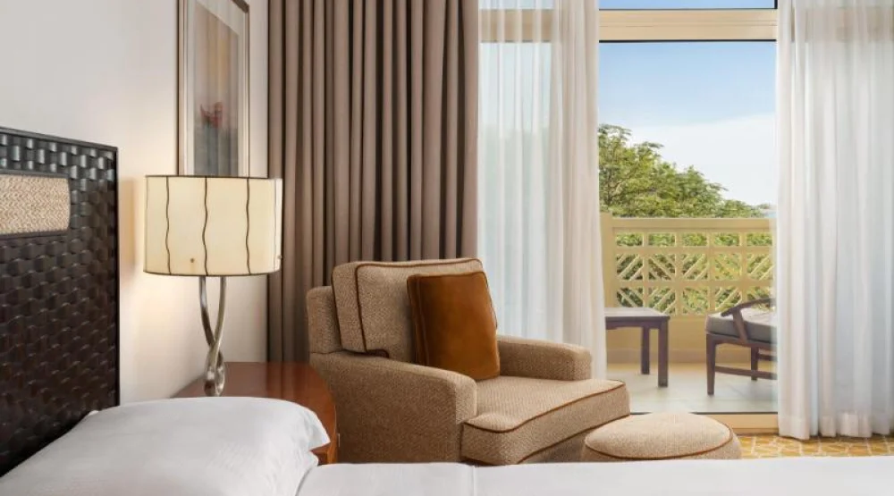 Two Twin Beds Club Access at Grand Hyatt Doha Hotel & Villas