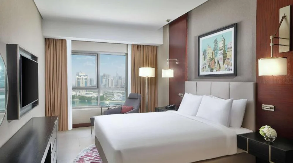 Superior One Bedroom Suite W Balcony Sea View at Hilton Doha The Pearl