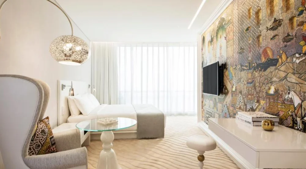 Deluxe King Suite at Mondrian Doha