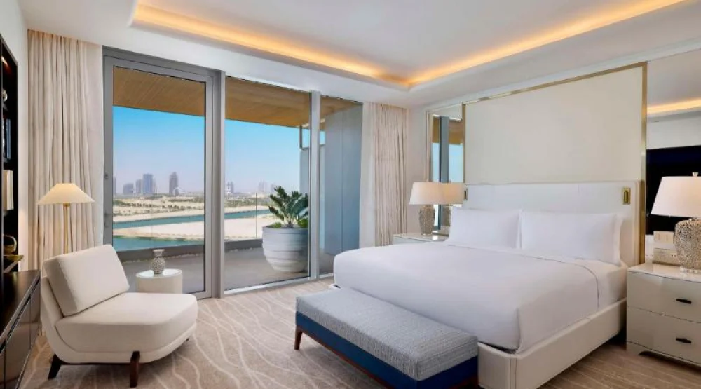 KING PREMIUM THREE BEDROOM SKY VILLA at Waldorf Astoria Doha Lusail