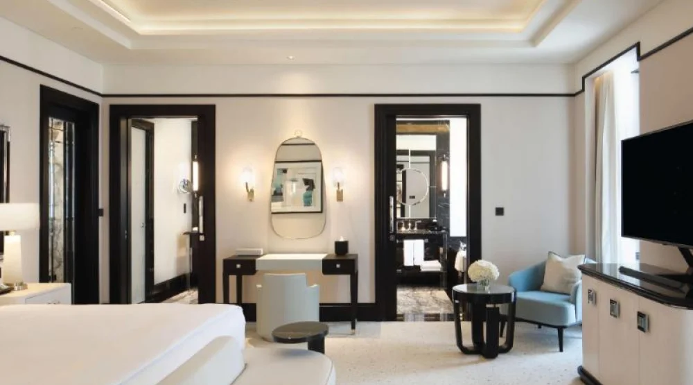 King One Bedroom Apartment at Waldorf Astoria Doha West Bay