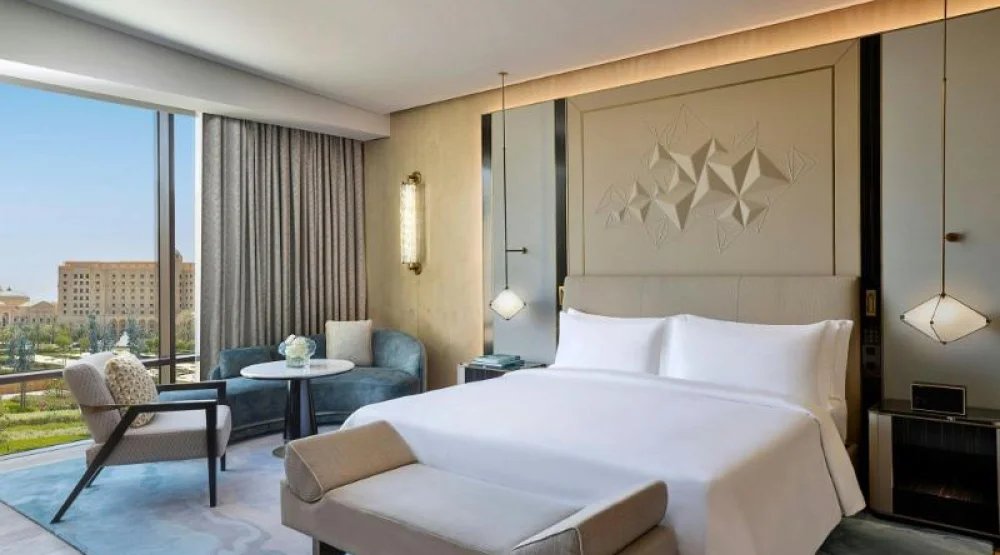 Deluxe King Room, Guest Room, One King, City View at The St. Regis Riyadh