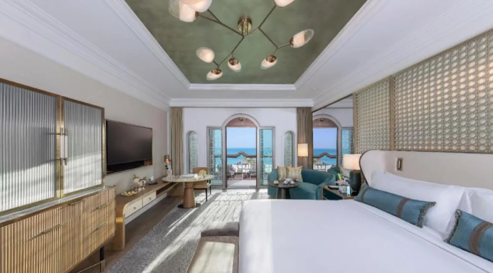Club Sea View Room King at Emirates Palace Mandarin Oriental