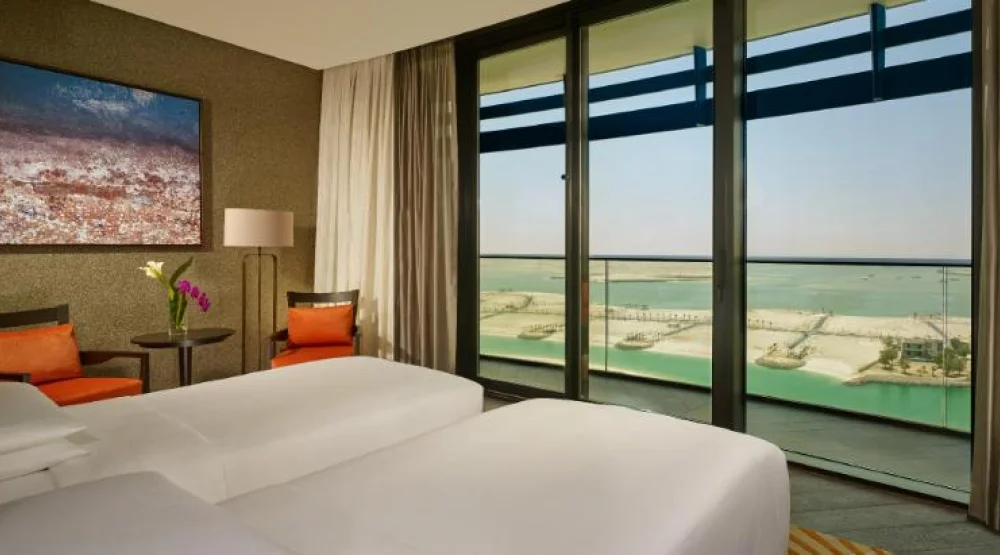 Two Twin Beds with Balcony at Grand Hyatt Abu Dhabi Hotel & Residences Emirates Pearl