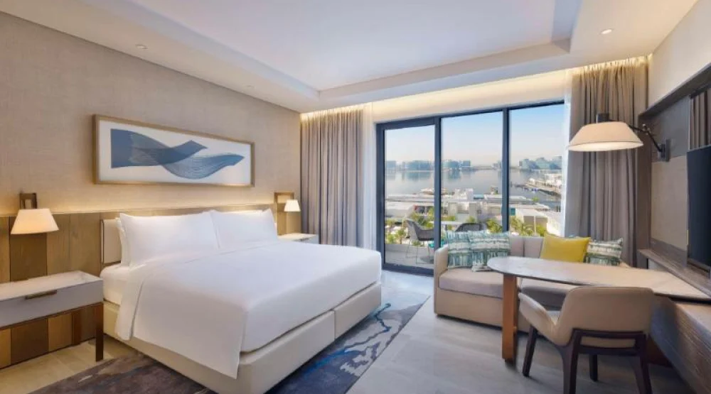 King Executive Room with Bay View at Hilton Abu Dhabi Yas Island
