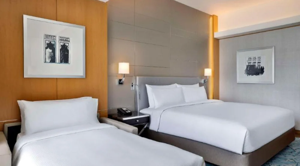 King Executive Room with Balcony at Hilton Dubai Palm Jumeirah