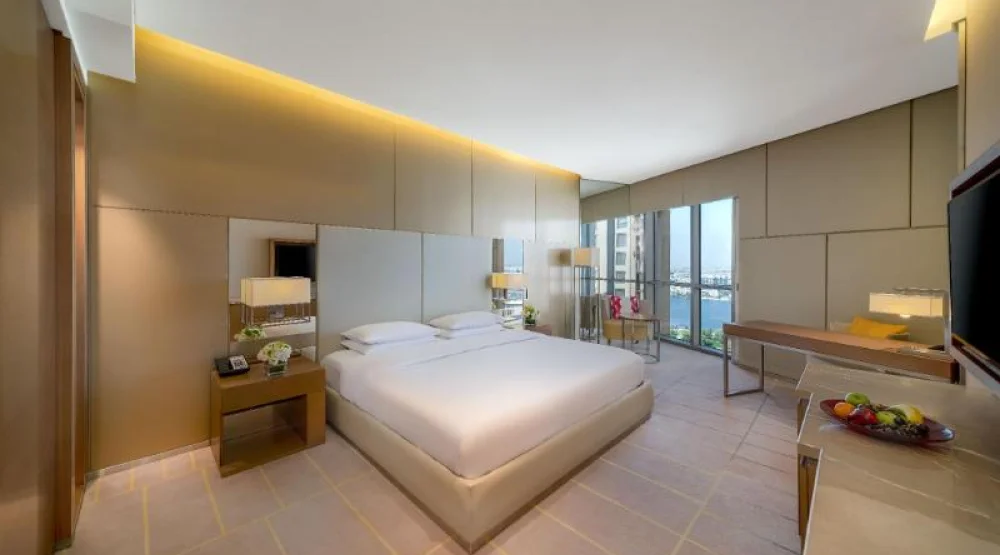King Bed with Creek View at Hyatt Regency Dubai Creek Heights