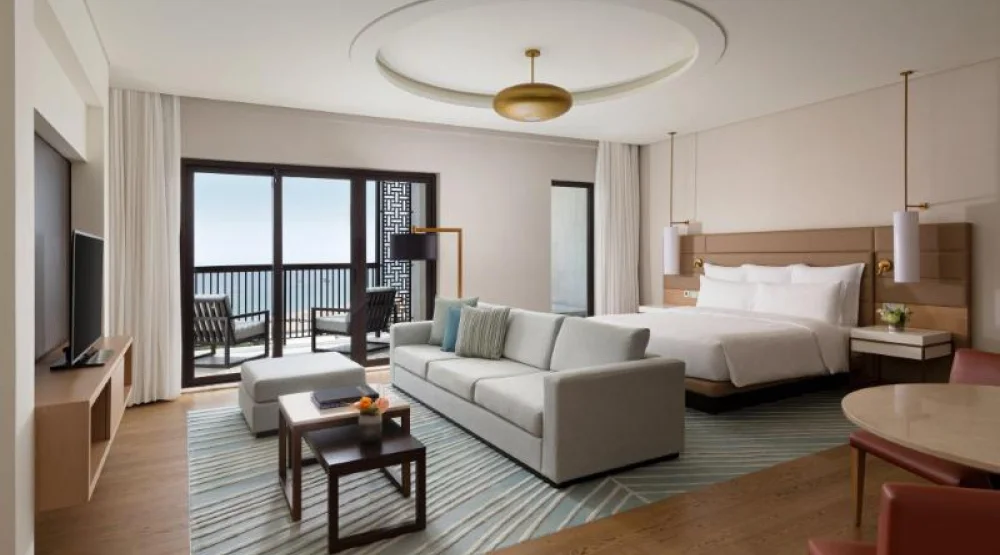 One King Junior Suite at InterContinental Fujairah Resort