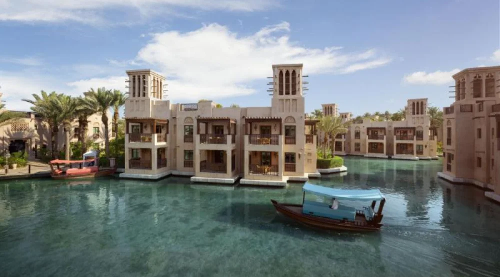 Palm House Lagoon Room at Jumeirah Dar Al Masyaf