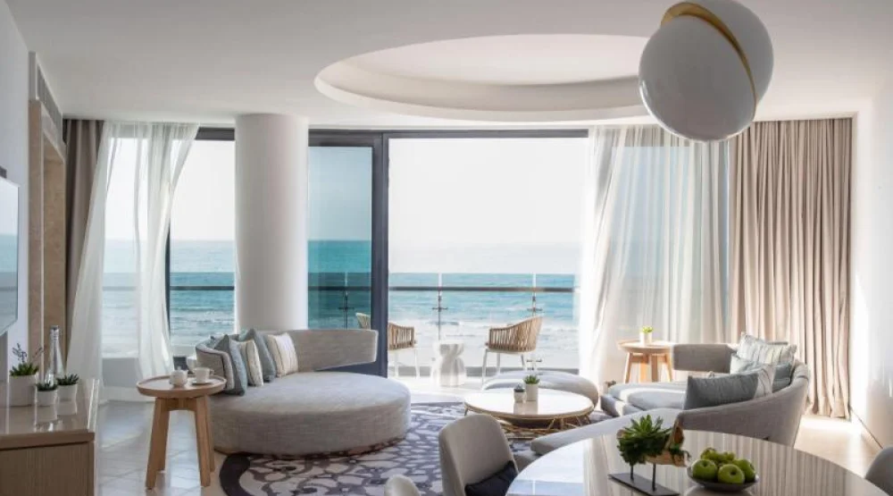 Panoramic Ocean Suite at Jumeirah Saadiyat Island
